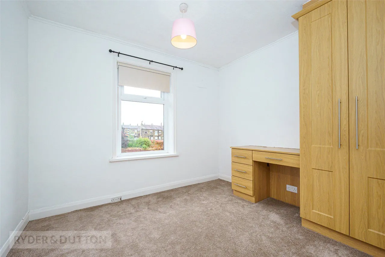 South Lane, Elland, HX5, photo 12