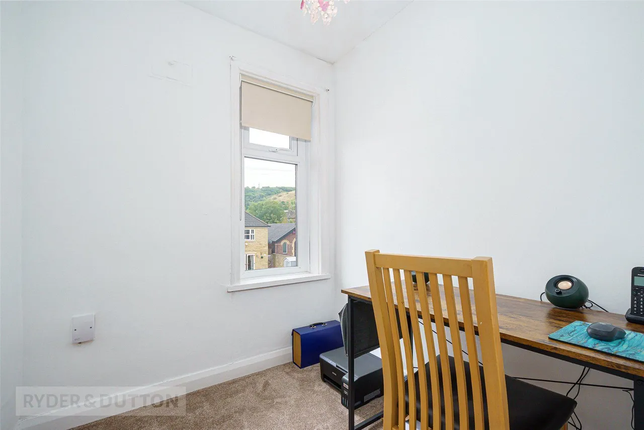 South Lane, Elland, HX5, photo 15
