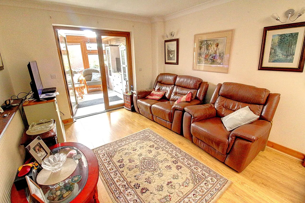 Arbury Garth, Nuneaton, CV10, photo 5