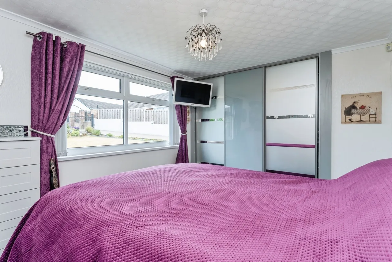 Huntsmans Corner, Wrexham, LL12, photo 17