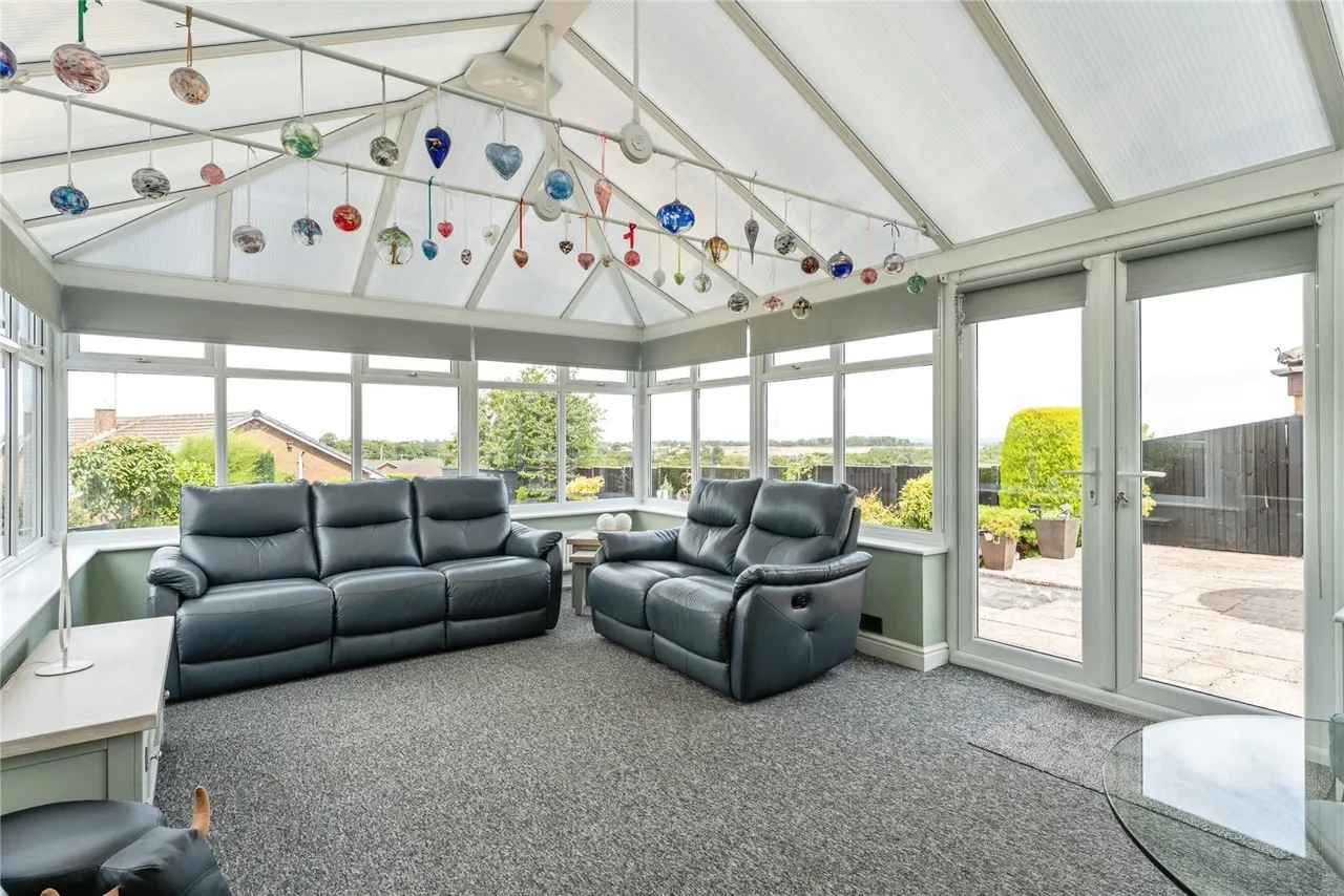 Huntsmans Corner, Wrexham, LL12, photo 14