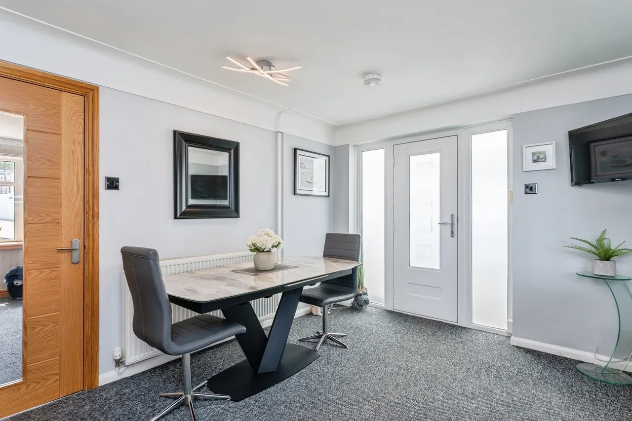 Huntsmans Corner, Wrexham, LL12, photo 7