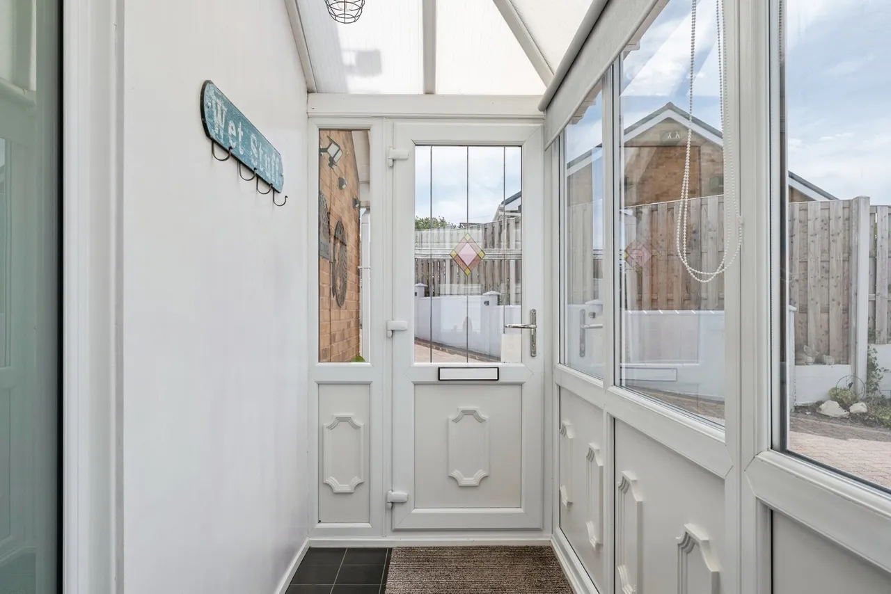 Huntsmans Corner, Wrexham, LL12, photo 25