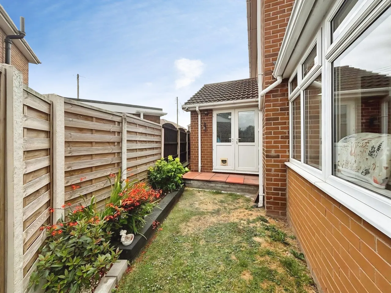 High Street, Thurnscoe, S63, photo 33