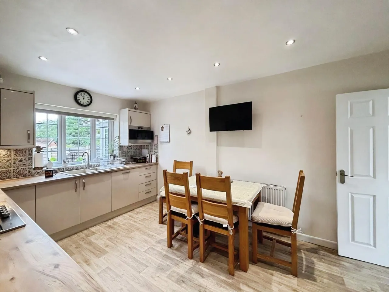 High Street, Thurnscoe, S63, photo 6