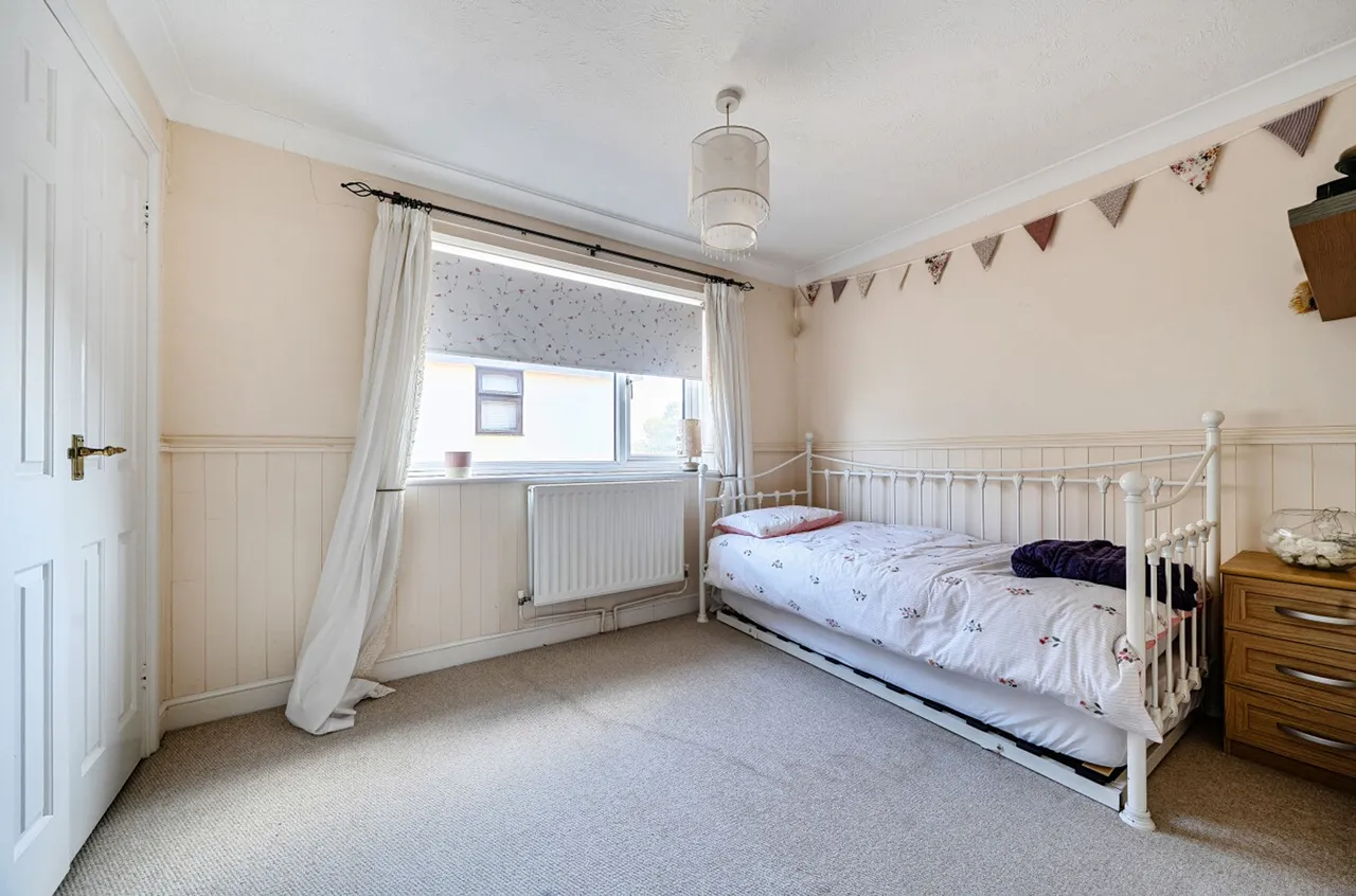 Peerley Road, East Wittering, PO20, photo 9