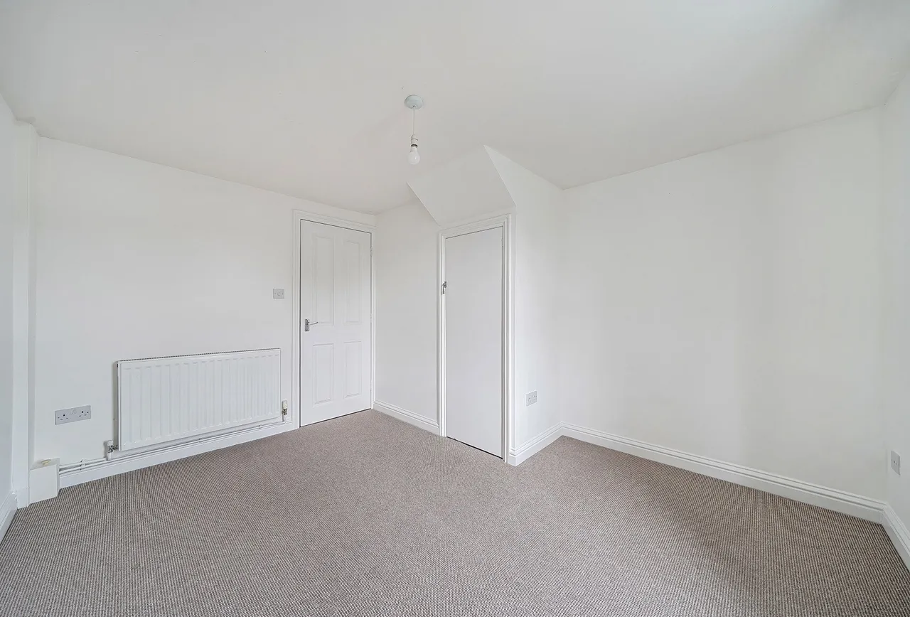 Fairfield Parade, Gloucestershire, Leckhampton, GL53 7PJ, photo 6