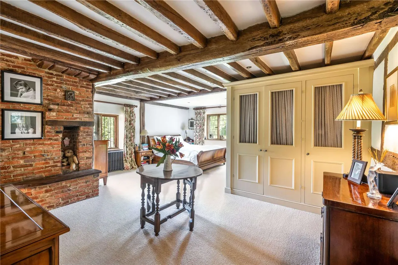 Lodkin Hill, Hascombe, GU8, photo 13