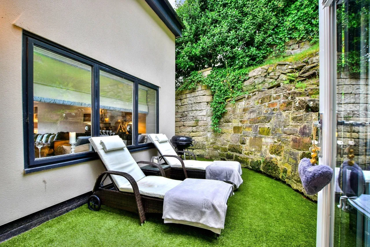 Mottram Road, Alderley Edge, SK9, photo 16