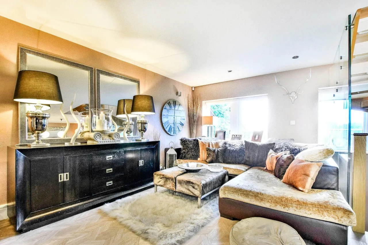 Mottram Road, Alderley Edge, SK9, photo 7