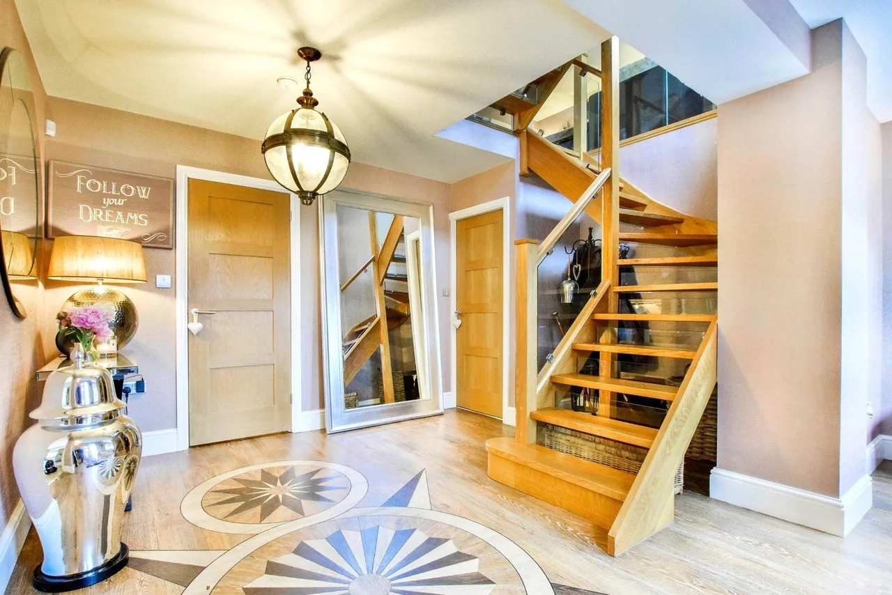 Mottram Road, Alderley Edge, SK9, photo 5
