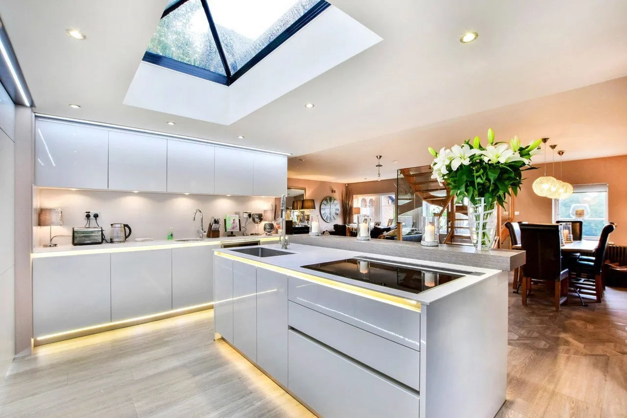 Mottram Road, Alderley Edge, SK9, photo 2