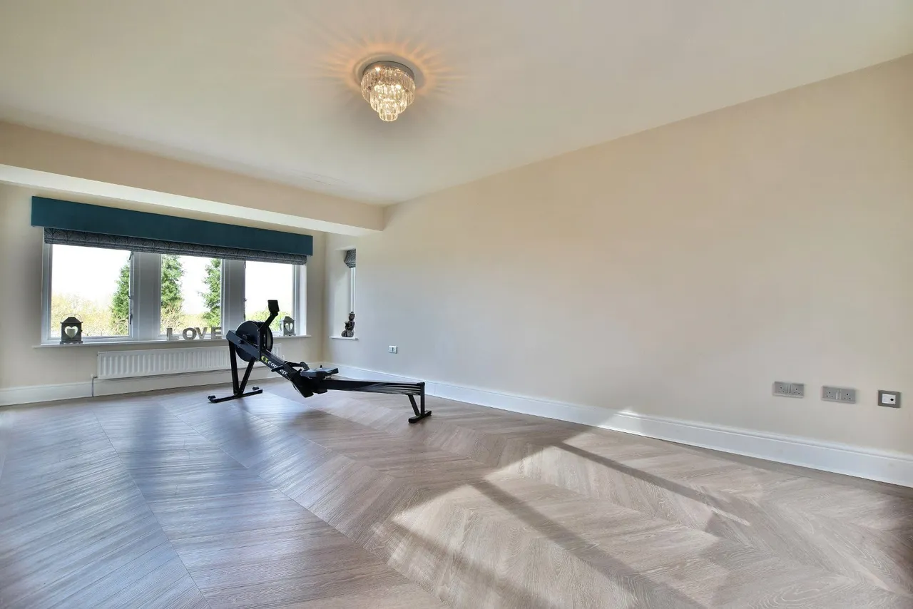 Mottram Road, Alderley Edge, SK9, photo 10