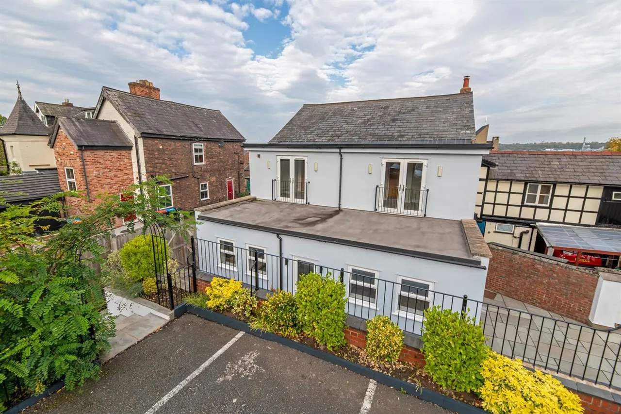 High Street, Frodsham, photo 15