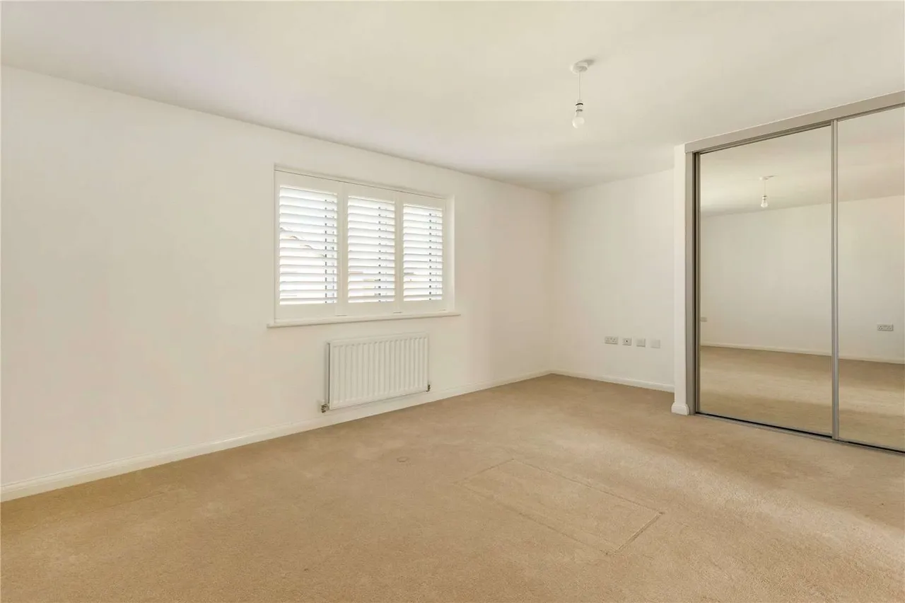 Flora Close, Cheltenham, GL52, photo 4