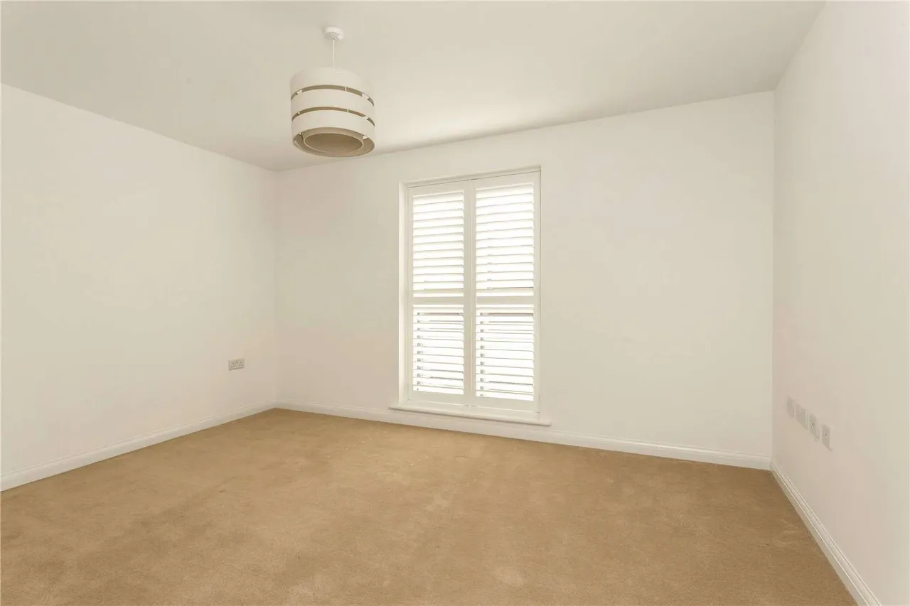 Flora Close, Cheltenham, GL52, photo 13