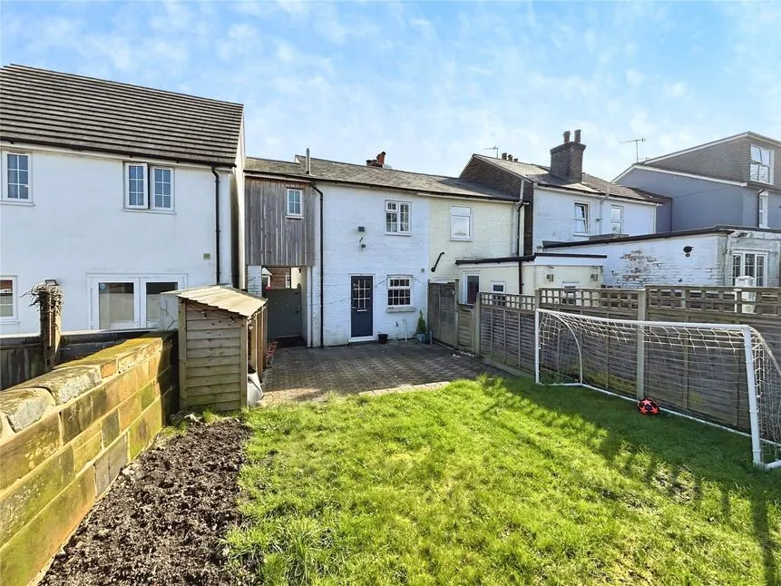2 bed house to rent, Edward Street, Rusthall, TN4
