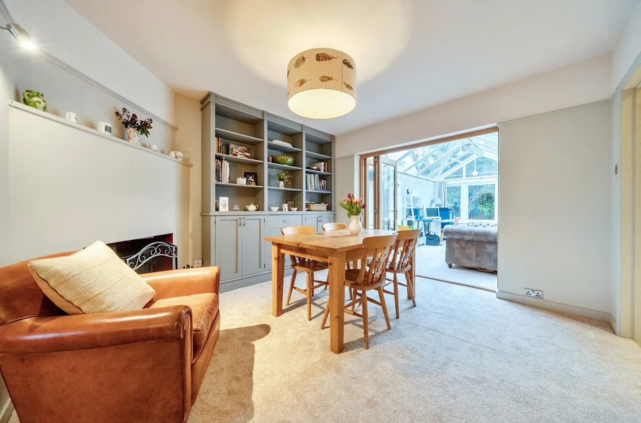 Whitmore Vale Road, Grayshott, GU26, photo 4