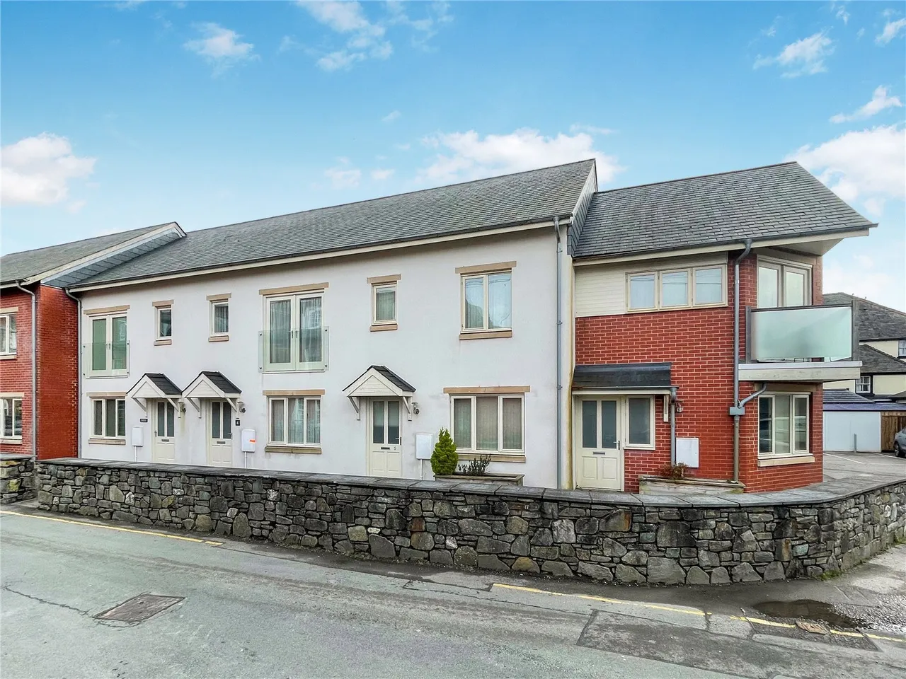 4 bed house for sale, Arenig Street, Bala