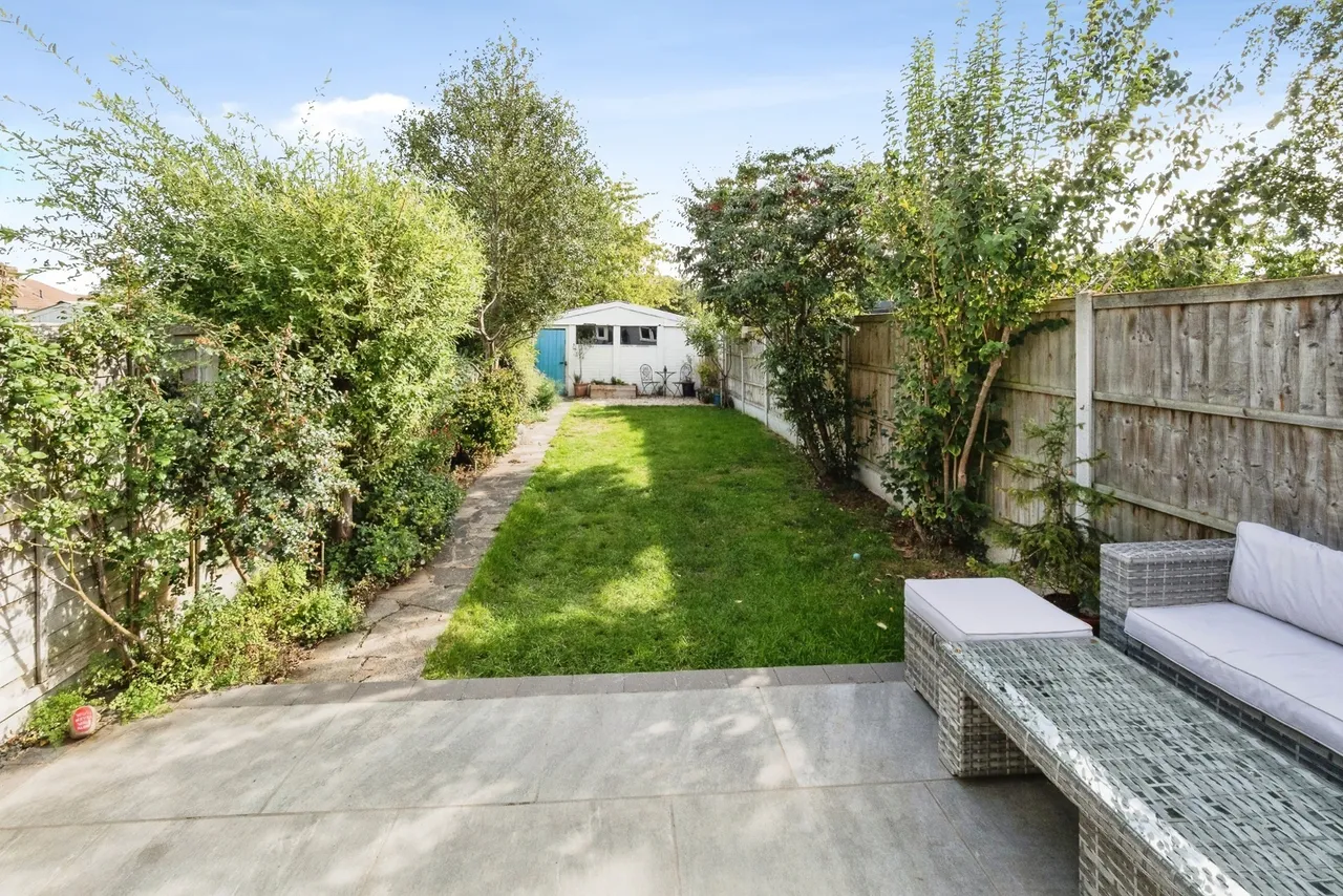 Laburnum Avenue, Hornchurch, RM12, photo 17