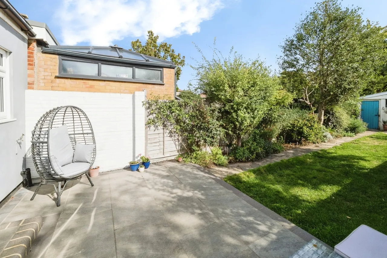 Laburnum Avenue, Hornchurch, RM12, photo 18