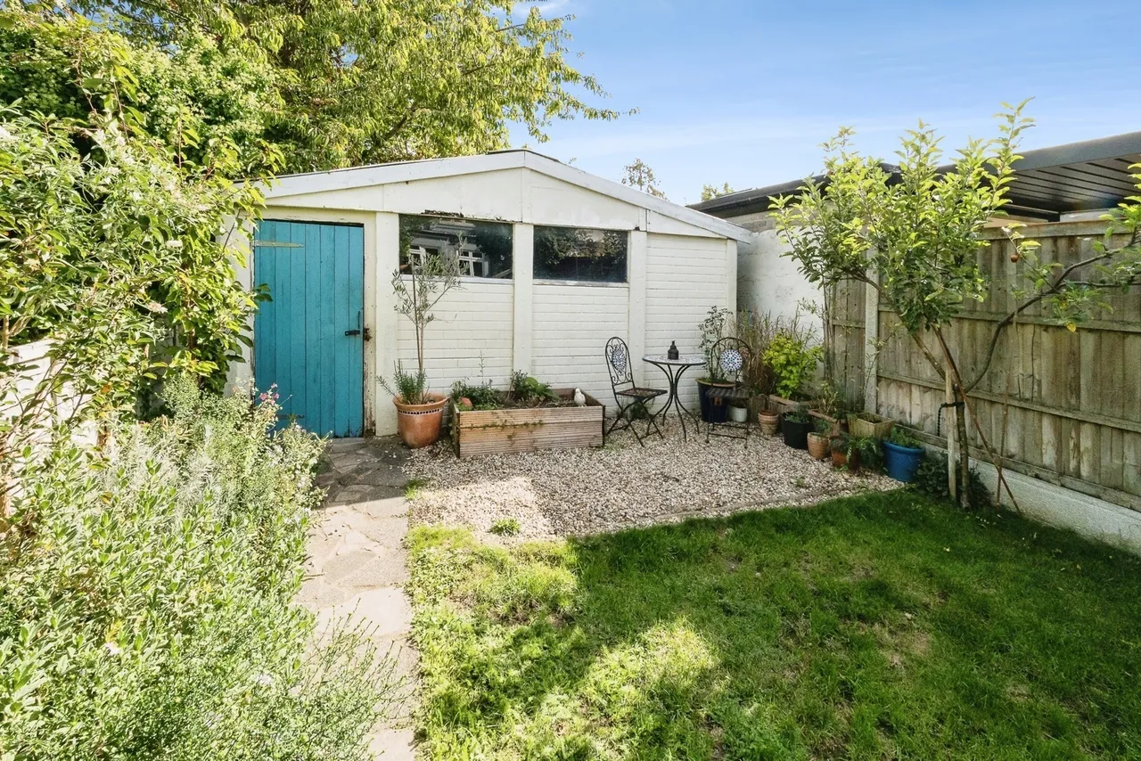 Laburnum Avenue, Hornchurch, RM12, photo 11
