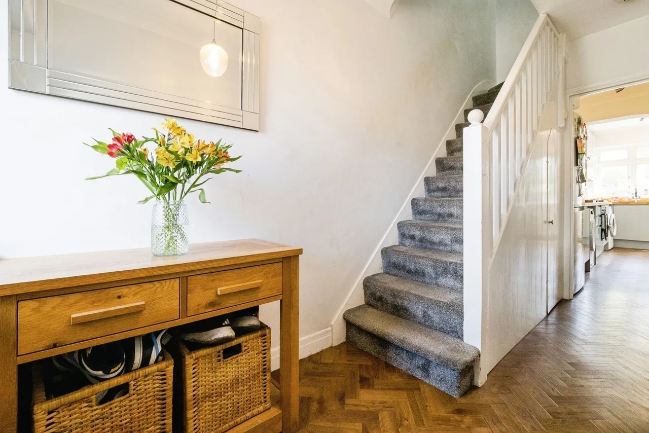 Laburnum Avenue, Hornchurch, RM12, photo 13
