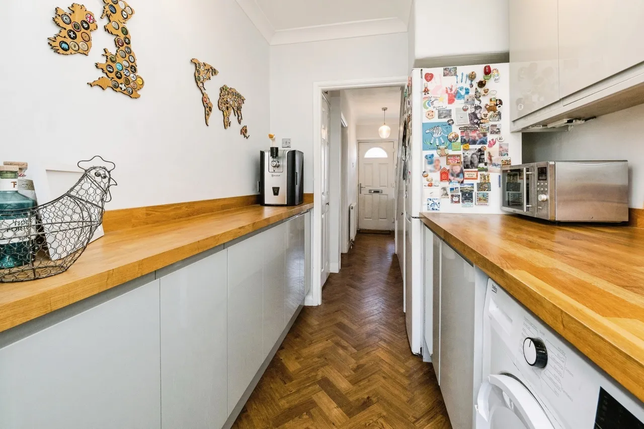 Laburnum Avenue, Hornchurch, RM12, photo 32