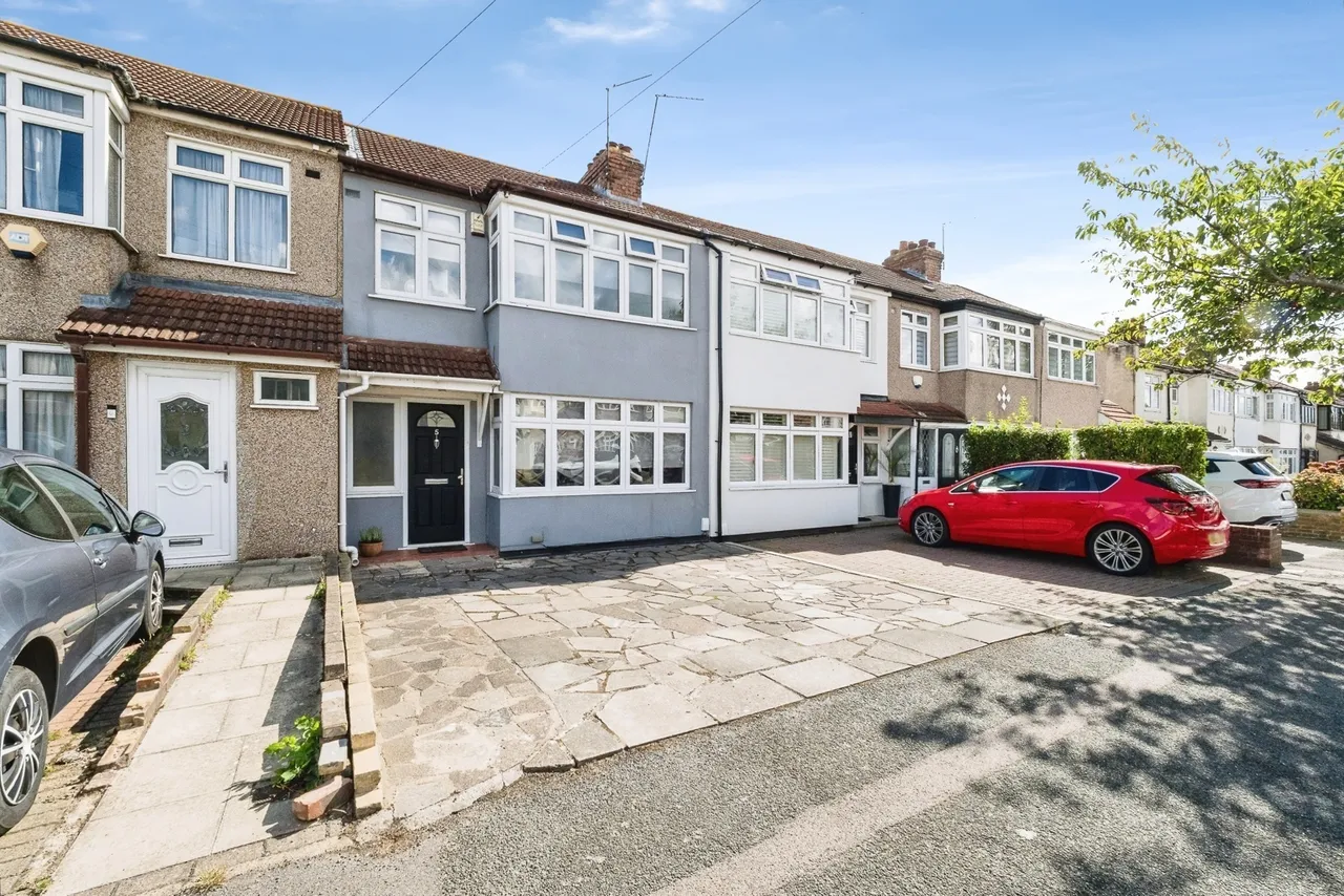 Laburnum Avenue, Hornchurch, RM12, photo 12