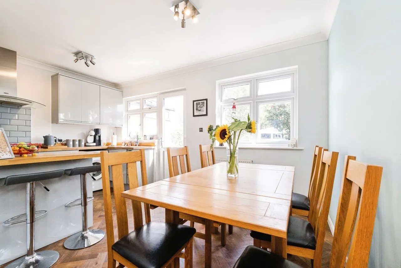 Laburnum Avenue, Hornchurch, RM12, photo 34