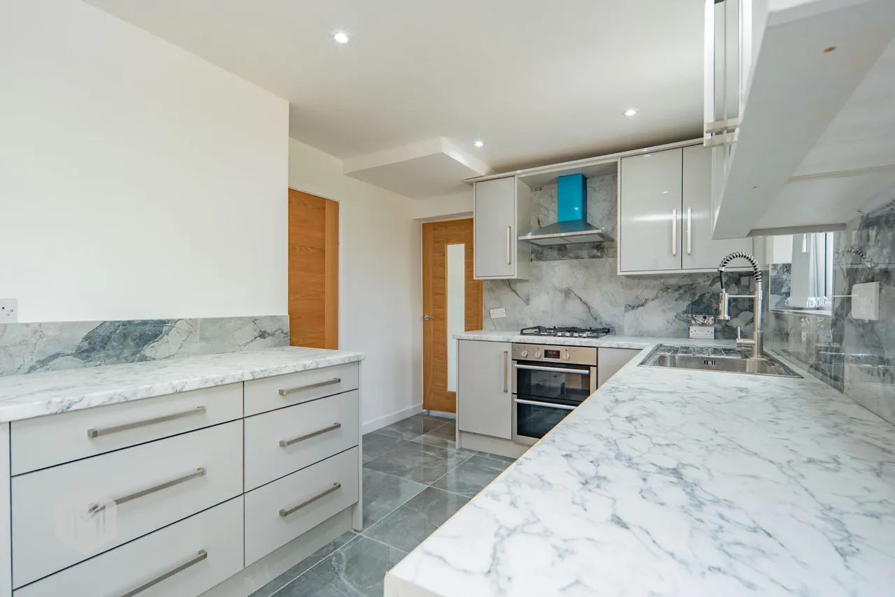 Wardle Close, Radcliffe, Manchester, M26 4QJ, photo 3