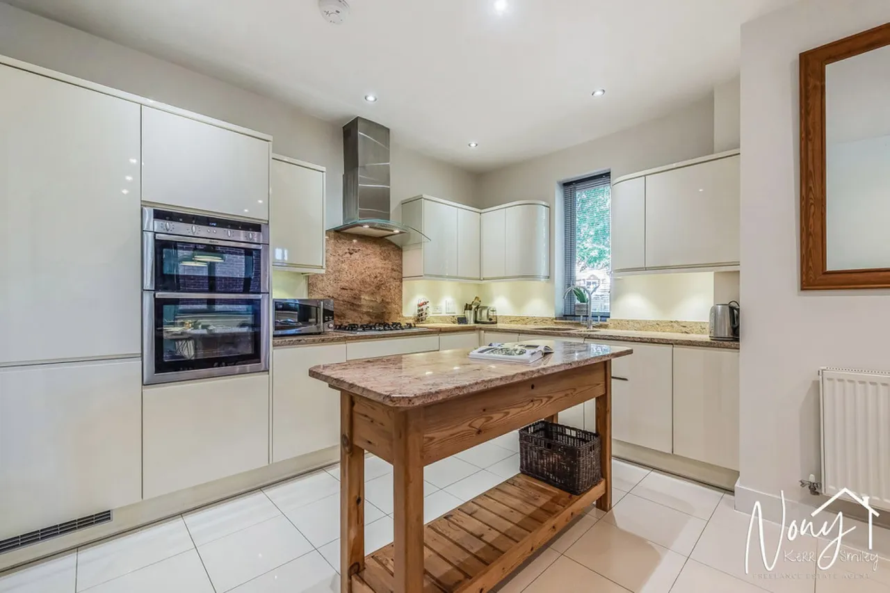 Silverwood Mews, Winchester, photo 7
