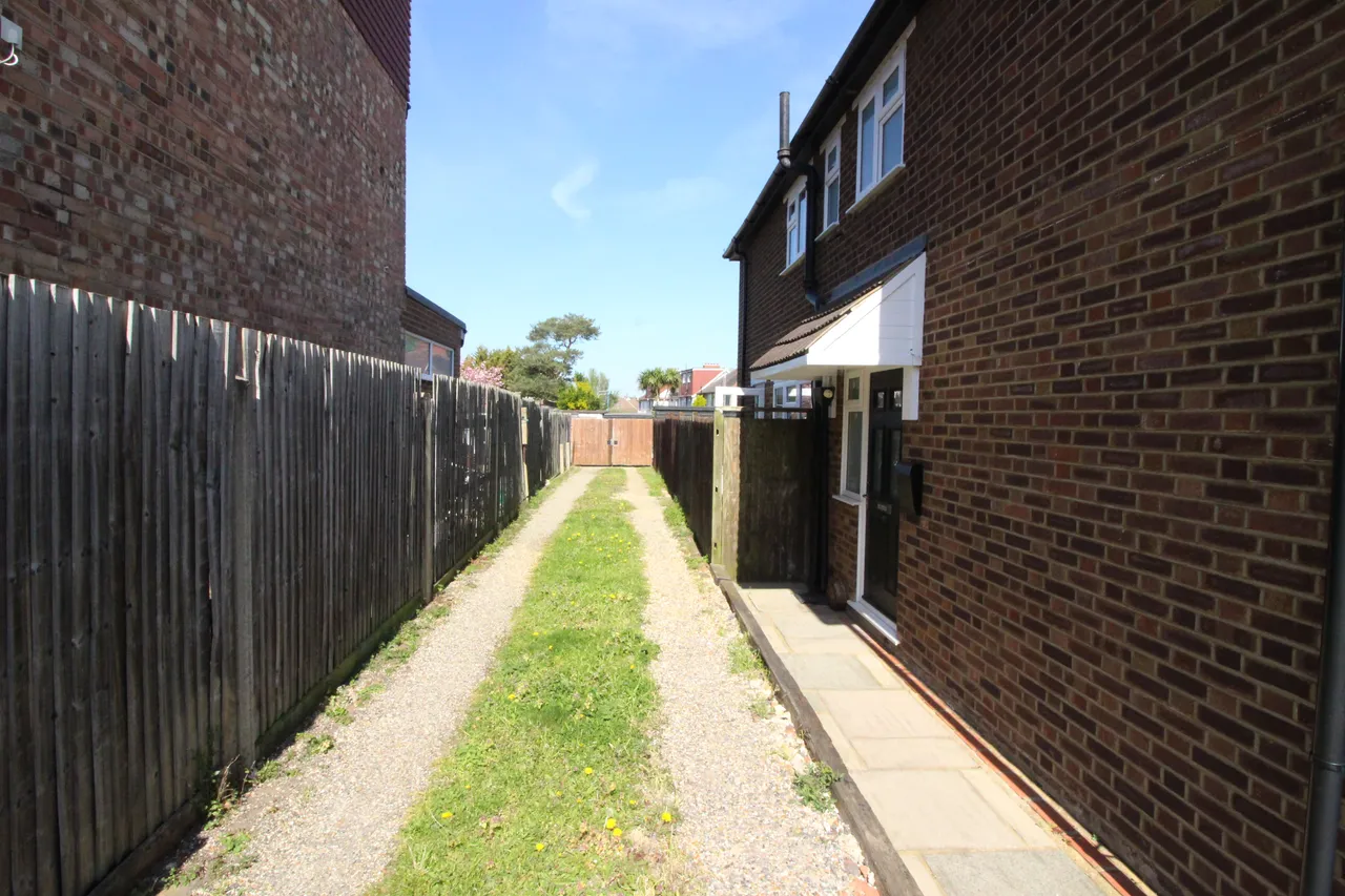 St Albans Road, Sutton, SM1, photo 9