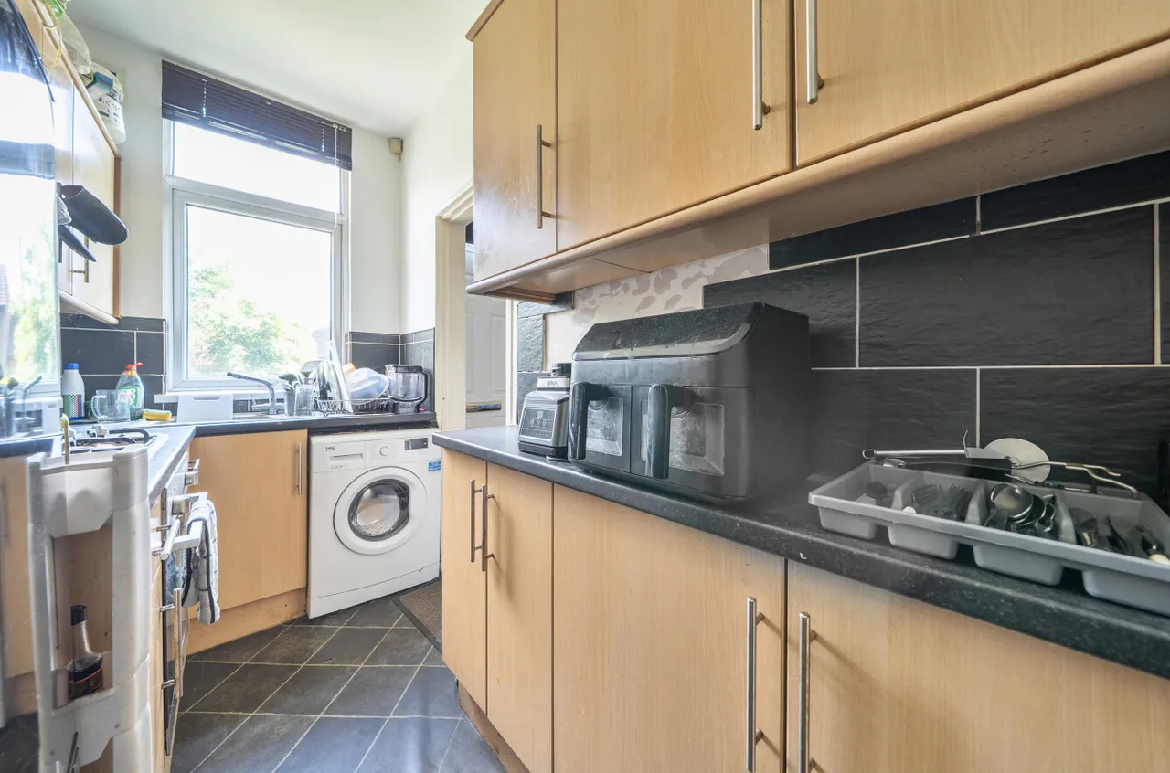 Haddon Road, Burley, LS4, photo 4