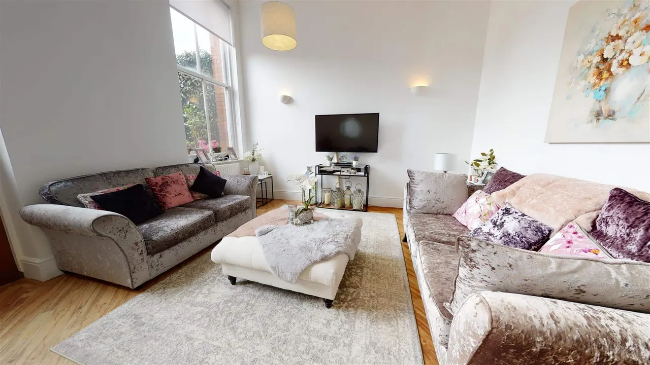 Richmond Drive, Woodford Green, photo 3