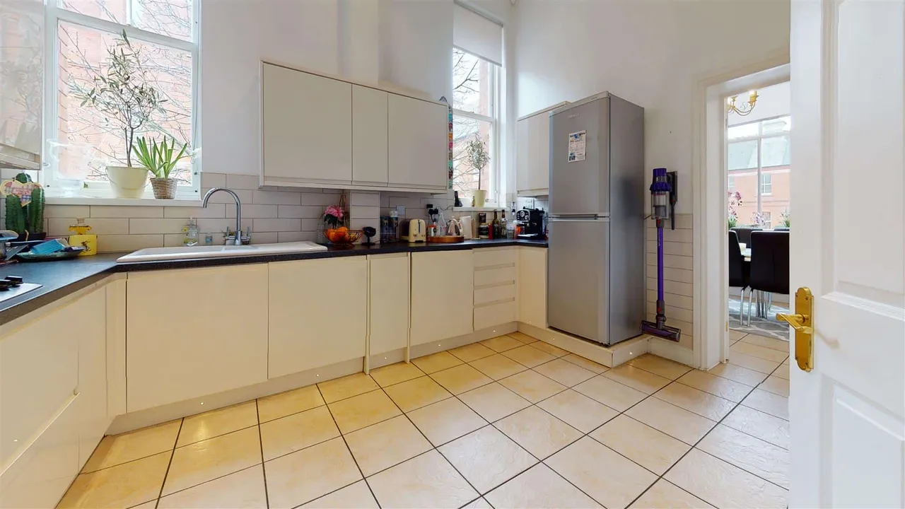 Richmond Drive, Woodford Green, photo 7