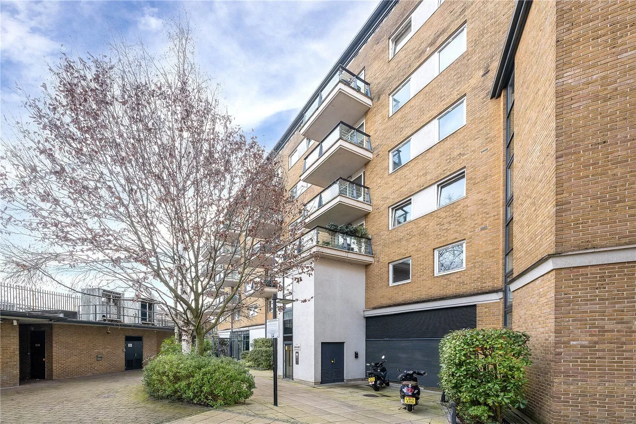Smugglers Way, Wandsworth, SW18, photo 12