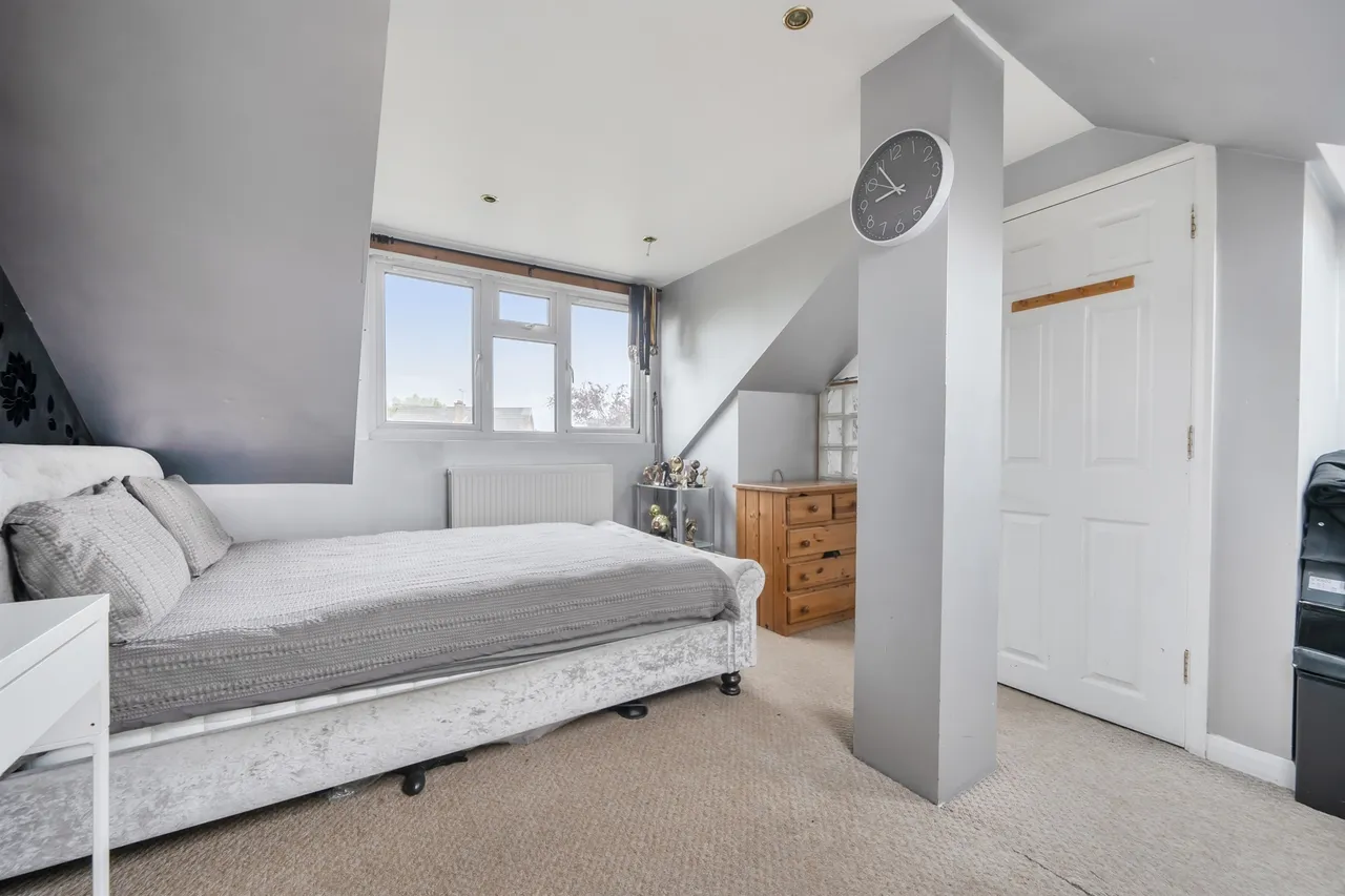 Lingholm Close, Maidenhead, SL6, photo 9