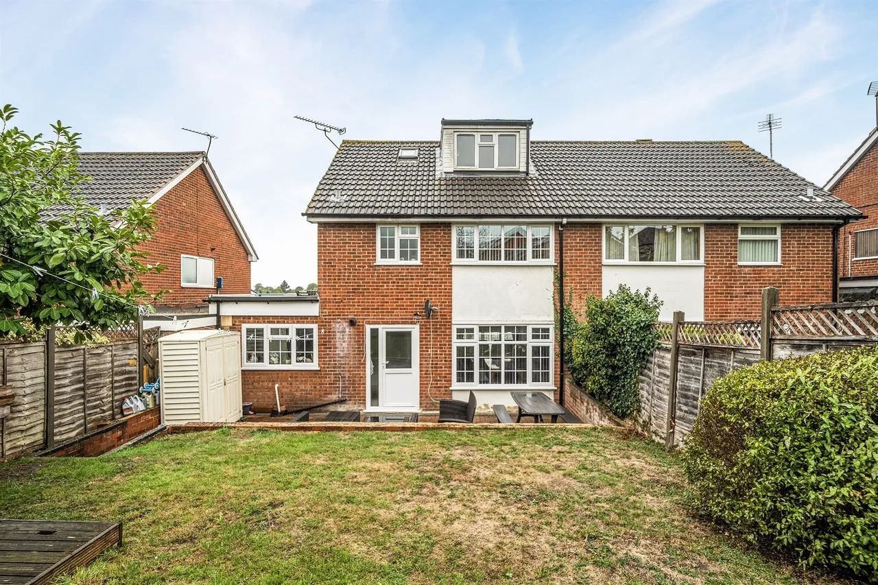 Lingholm Close, Maidenhead, SL6, photo 12