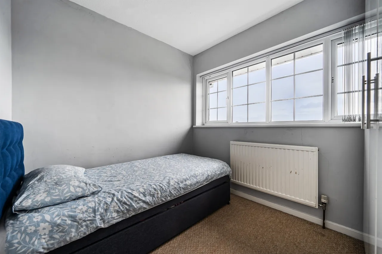Lingholm Close, Maidenhead, SL6, photo 7