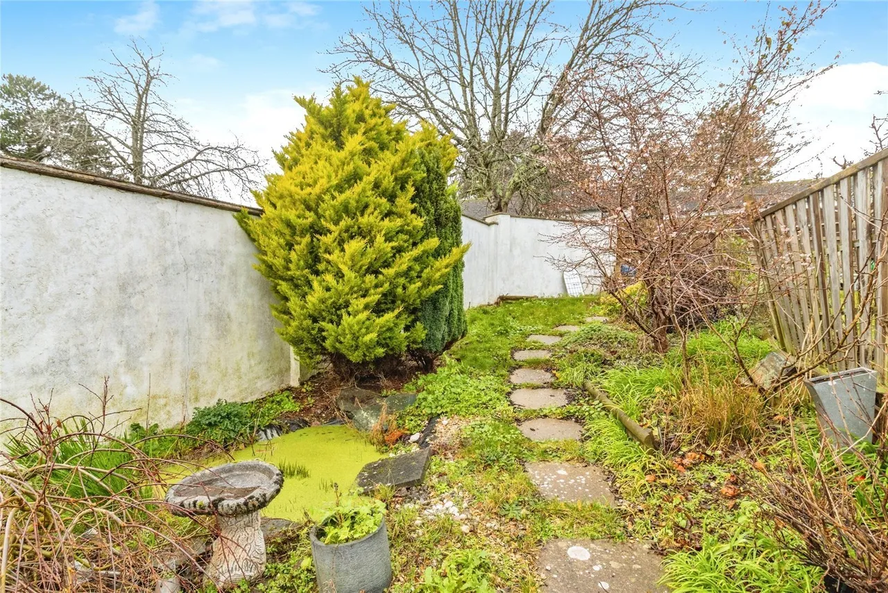 Richards Close, Dawlish, EX7, photo 13