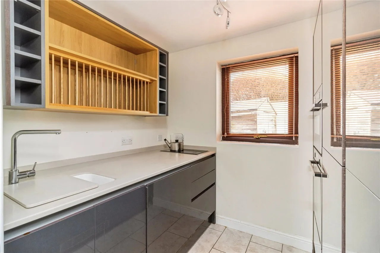 Richards Close, Dawlish, EX7, photo 15