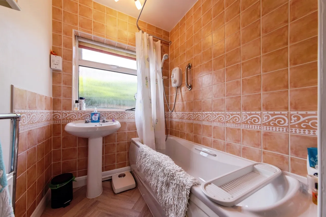 South Road, Bourne, PE10, photo 10