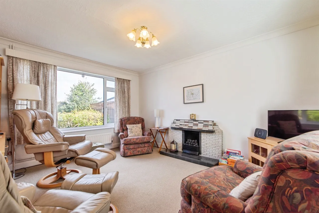 South Road, Bourne, PE10, photo 2