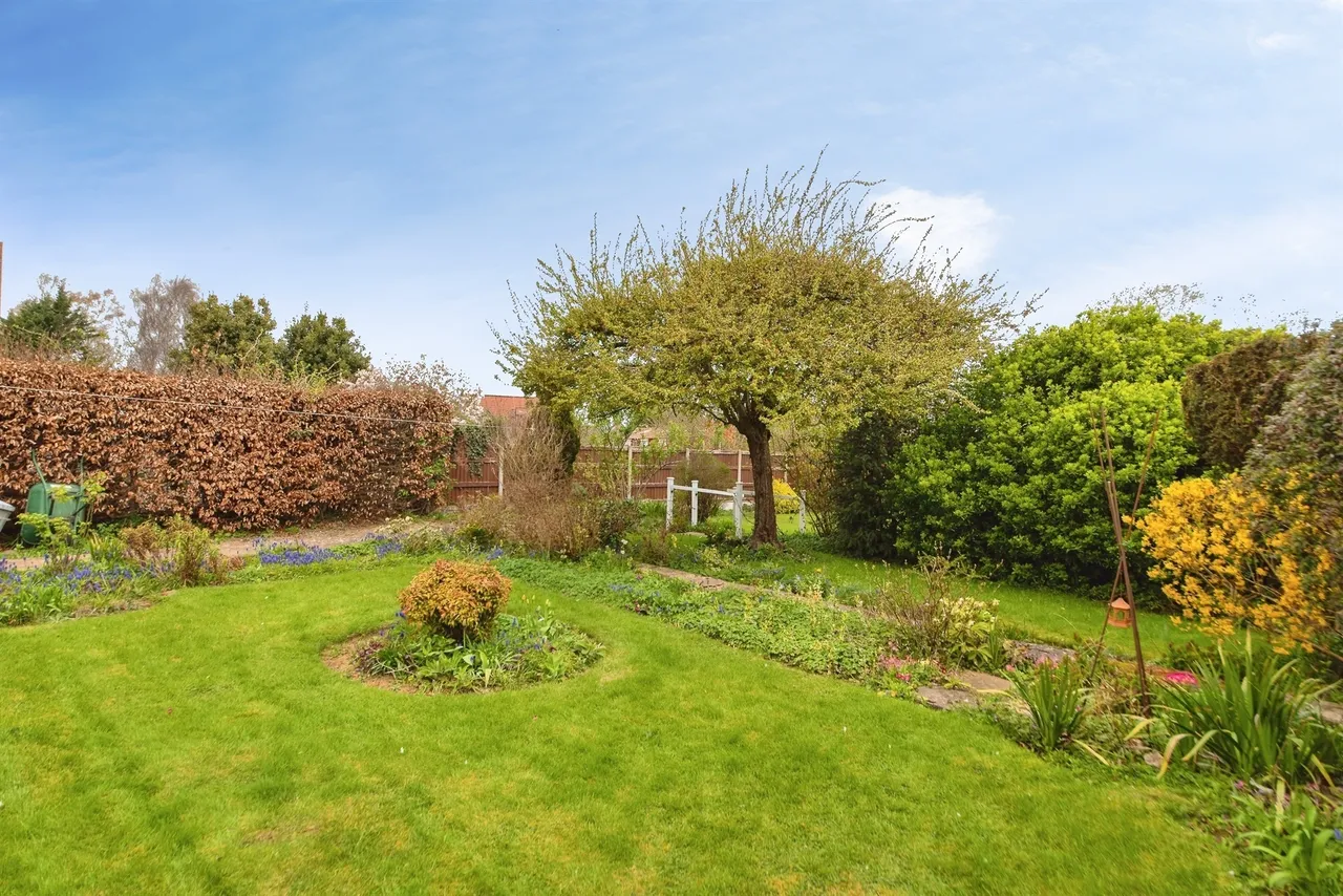 South Road, Bourne, PE10, photo 11