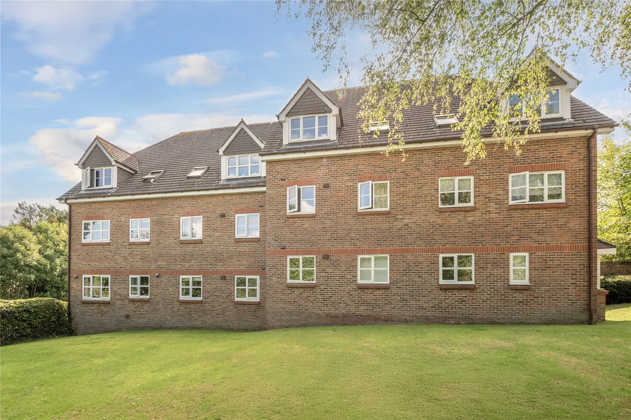 Capstans Wharf, St Johns, GU21, photo 12
