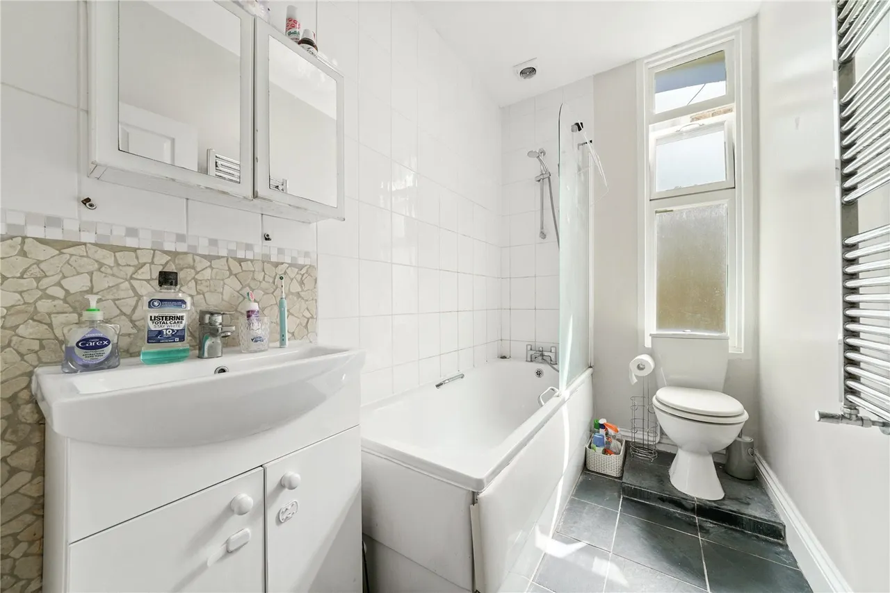 Hazelbourne Road, Clapham South, SW12, photo 8