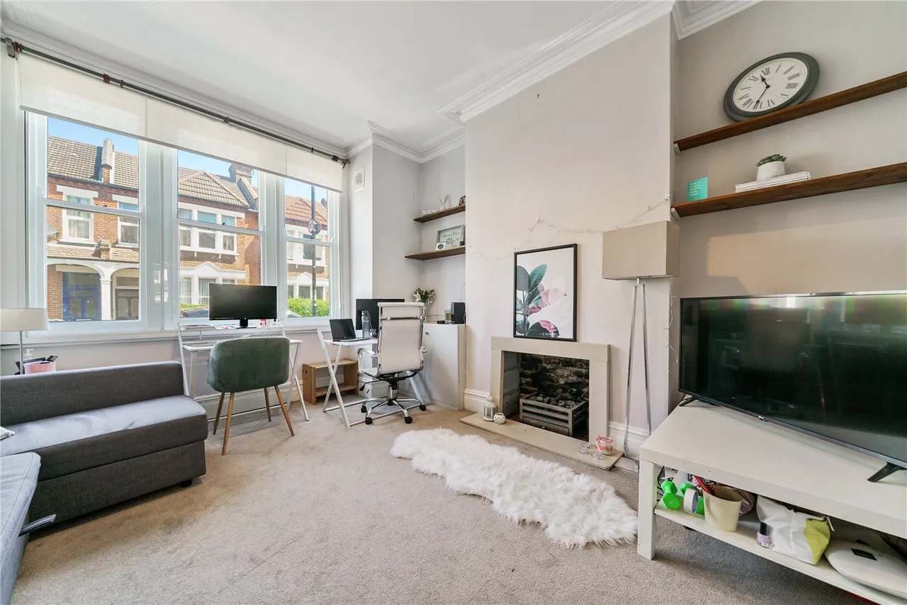 Hazelbourne Road, Clapham South, SW12, photo 6