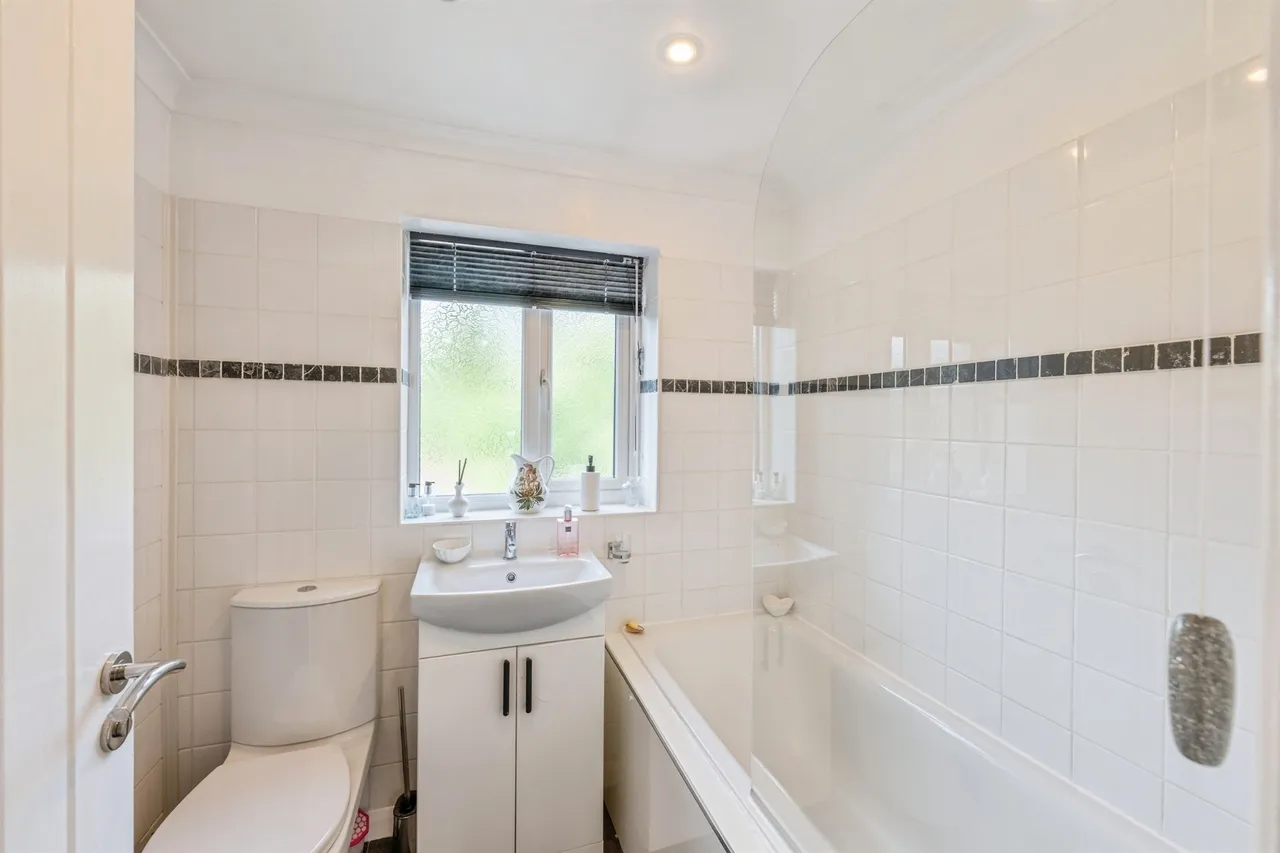 Eastfield Close, North Frodingham, Driffield, photo 12
