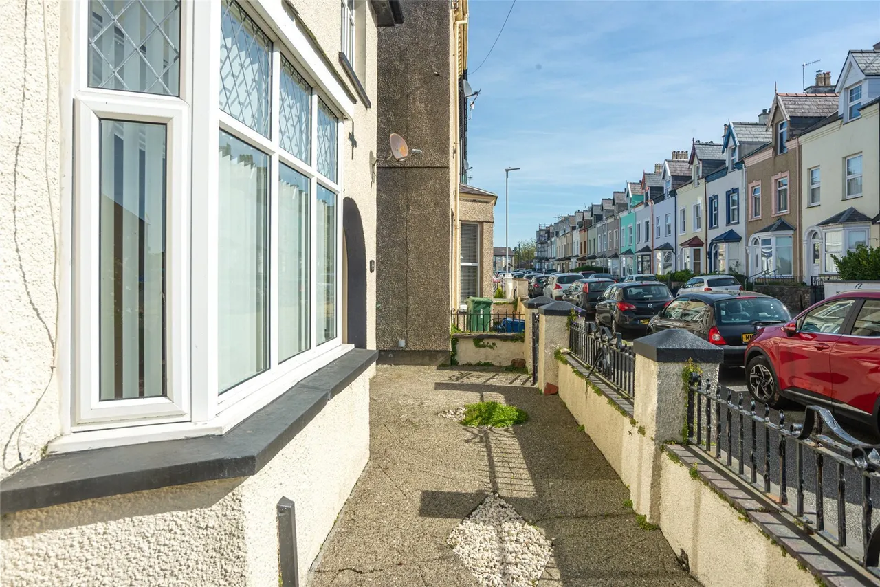 Dinorwic Street, Caernarfon, photo 15